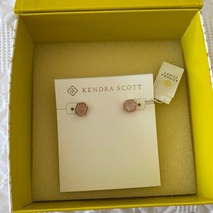 Brand new Kendra Scott earring